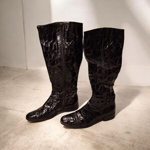Ecco Black Patent Leather Crocodile Pattern Boots Women Size 8.5
